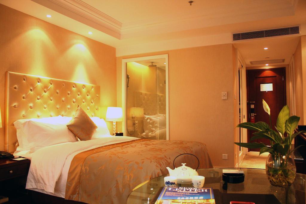 Wuhan Oriental Jianguo Hotel Ruang foto